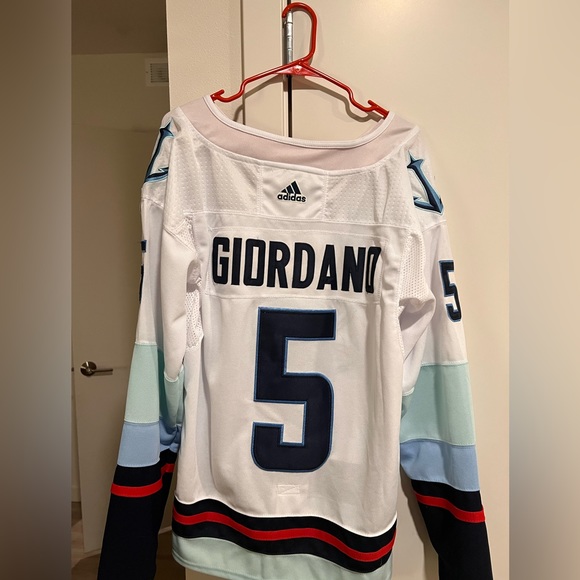 Seattle Kracken jersey inaugural - Picture 2 of 3